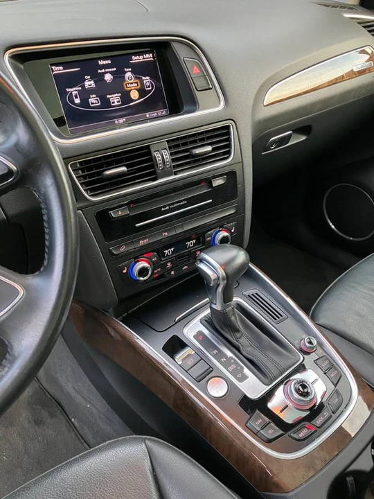2015 Audi 8R Q5 - Image 8 of 13