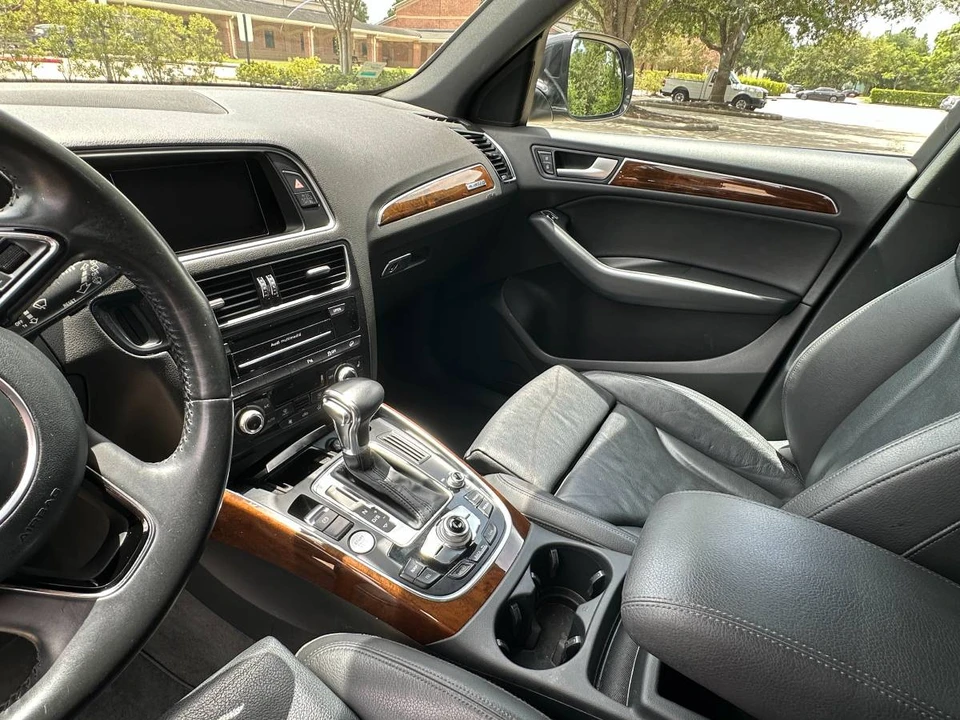 2015 Audi 8R Q5 - Image 13 of 23