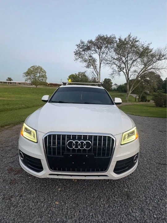 2015 Audi 8R Q5 - Image 2 of 10