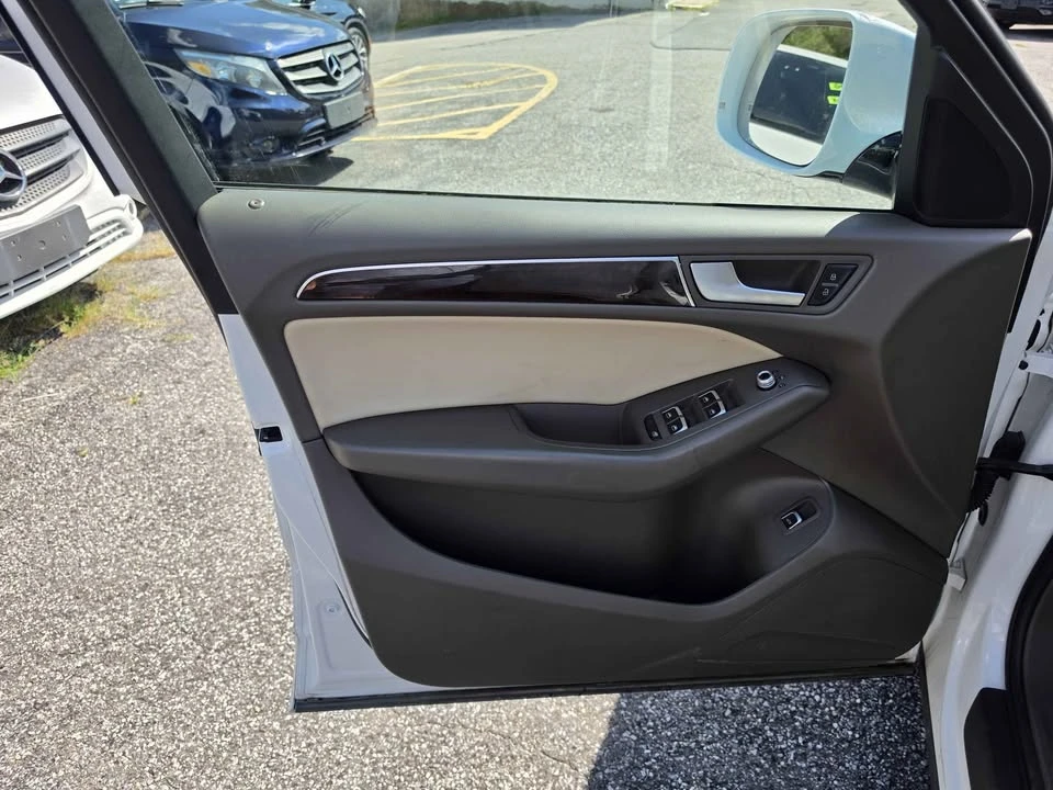 2015 Audi 8R Q5 - Image 16 of 16