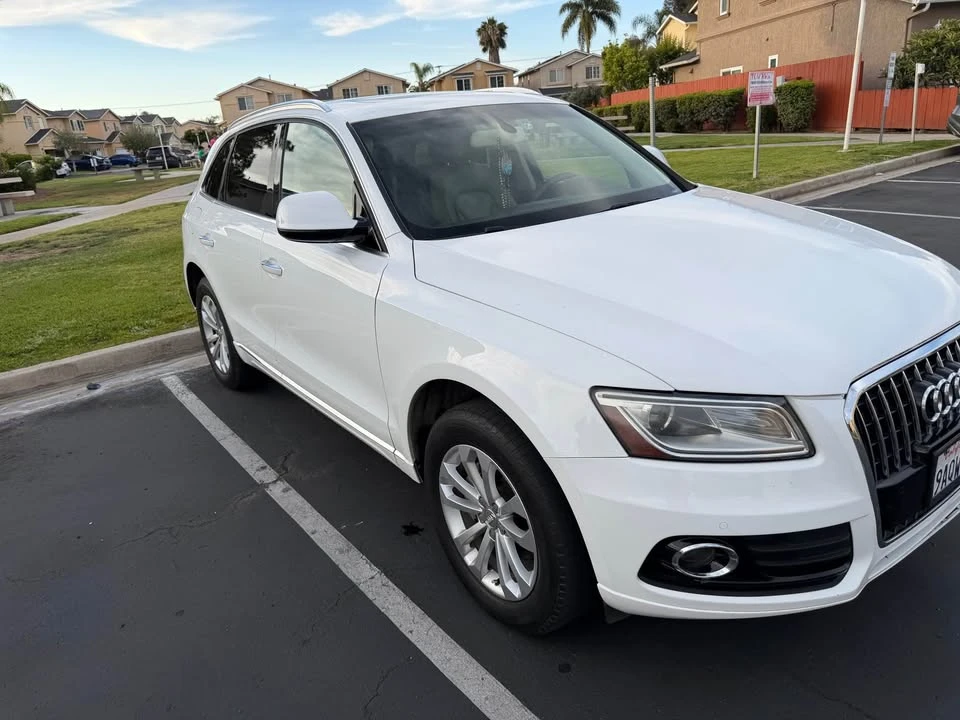2015 Audi 8R Q5 - Image 2 of 13