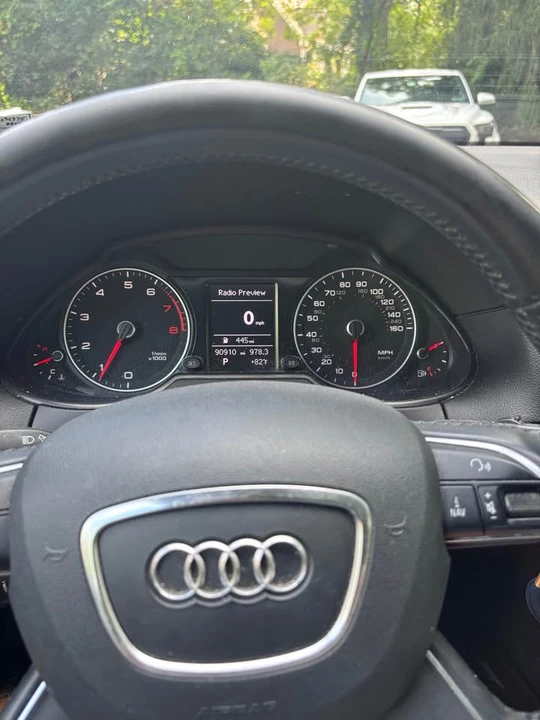 2015 Audi 8R Q5 - Image 11 of 13