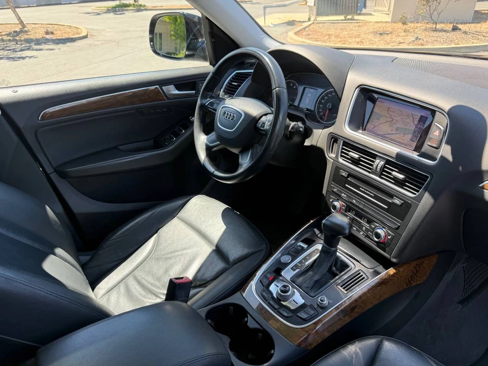 2015 Audi 8R Q5 - Image 10 of 15
