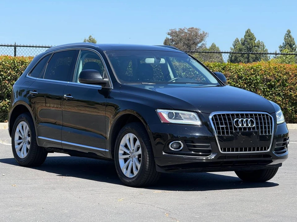 2015 Audi 8R Q5 - Image 2 of 15