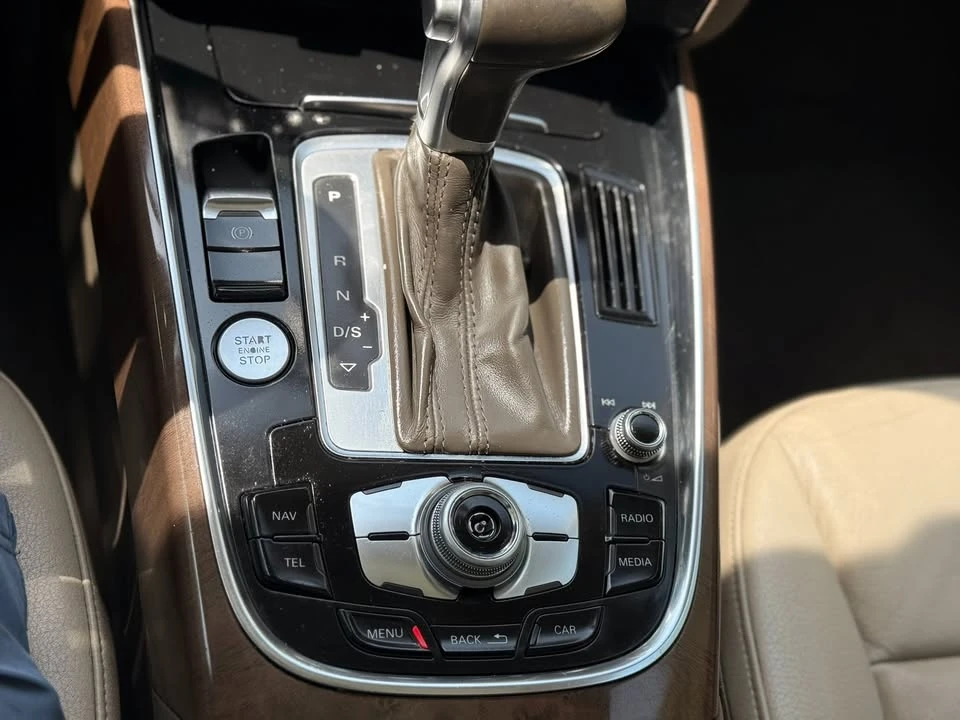 2015 Audi 8R Q5 - Image 17 of 18