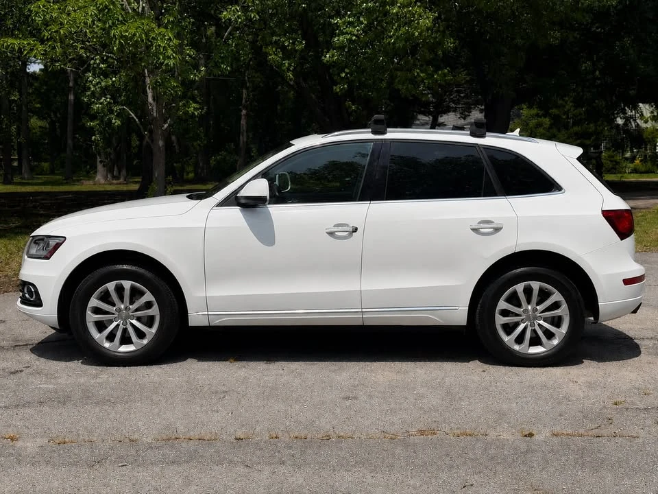 2015 Audi 8R Q5 - Image 2 of 18
