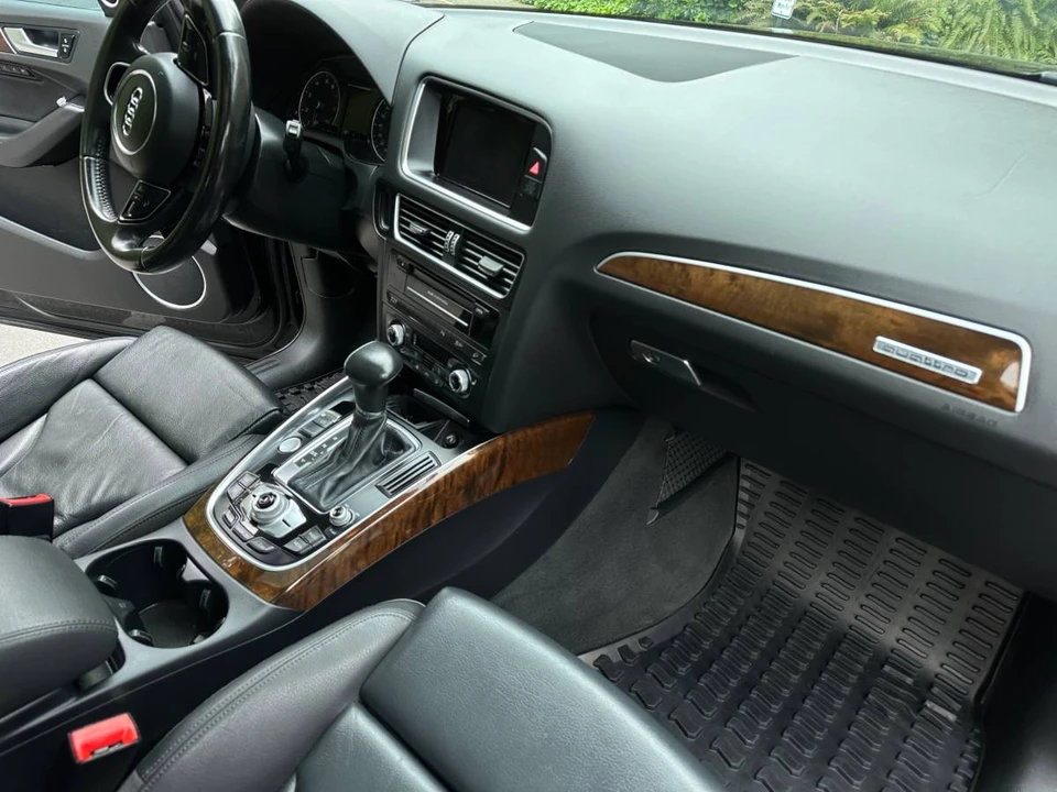 2015 Audi 8R Q5 - Image 18 of 19