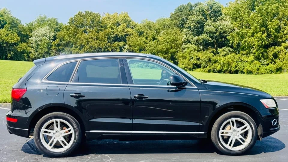 2015 Audi 8R Q5 - Image 8 of 16