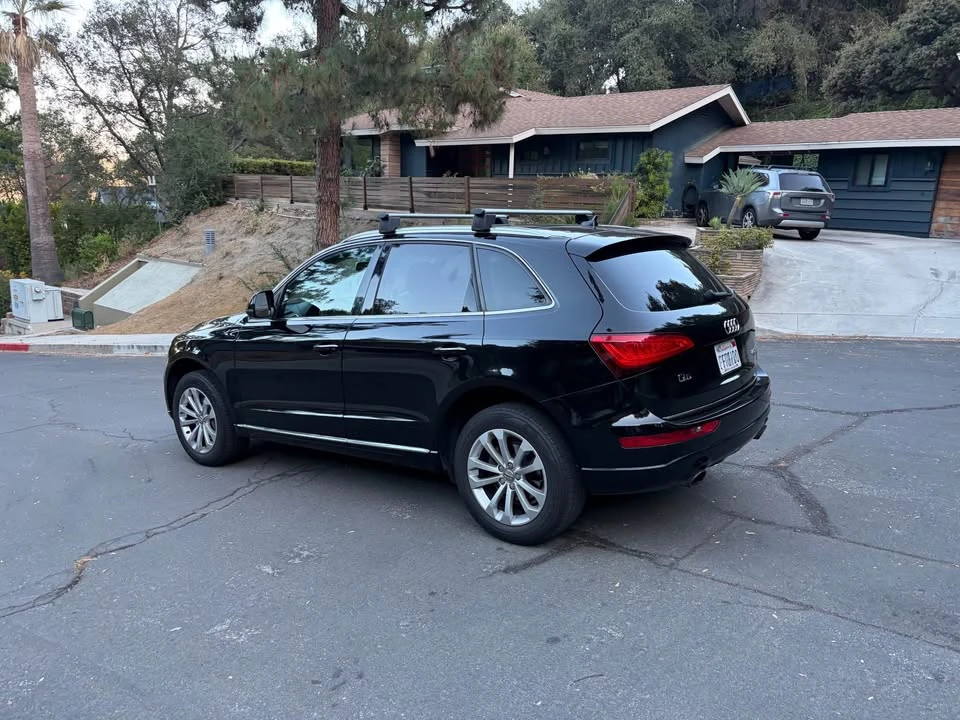 2015 Audi 8R Q5 - Image 2 of 11
