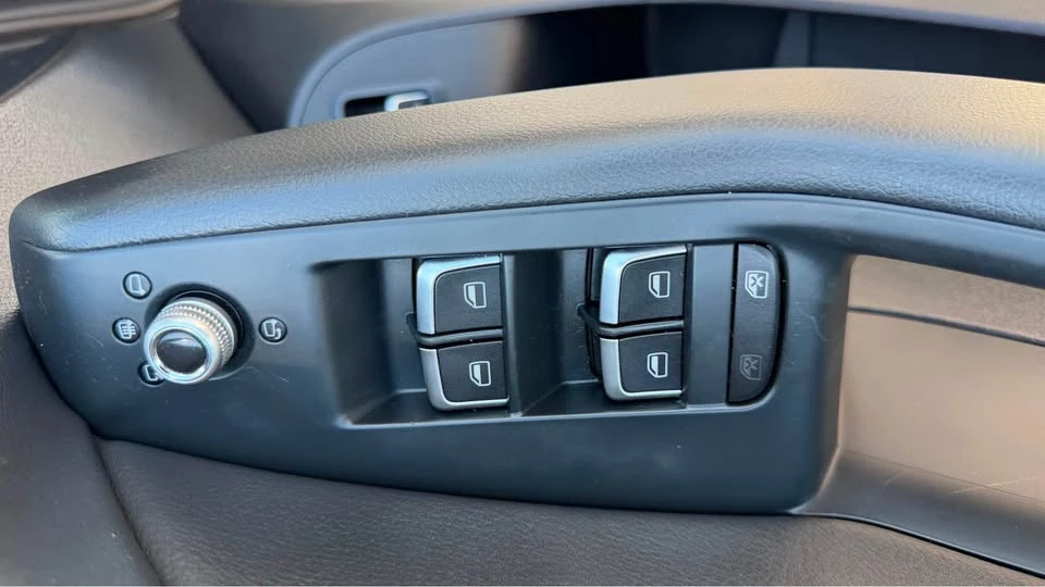 2015 Audi 8R Q5 - Image 18 of 20