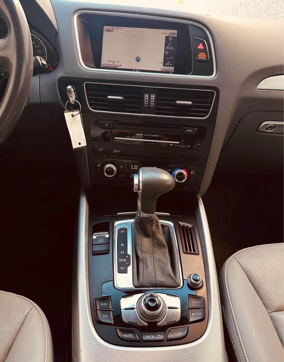 2015 Audi 8R Q5 - Image 17 of 17