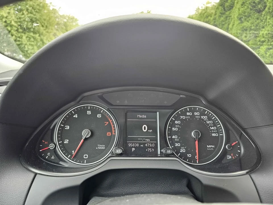 2015 Audi 8R Q5 - Image 9 of 10