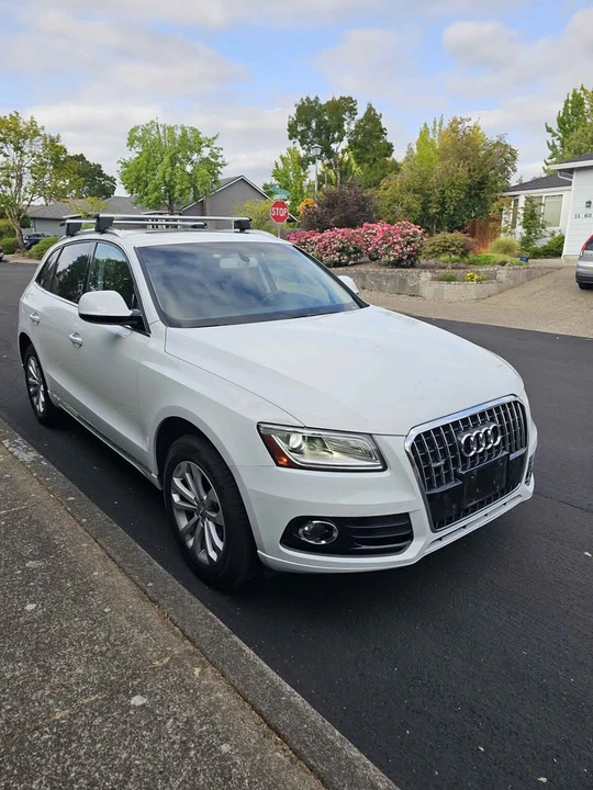 2015 Audi 8R Q5 - Image 2 of 10