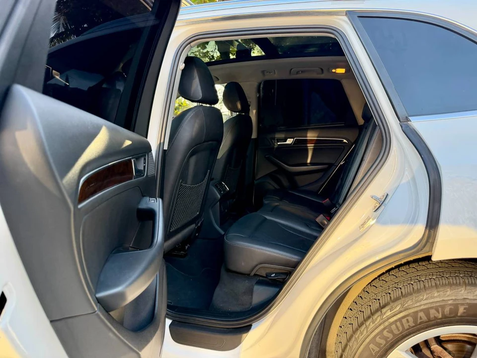 2015 Audi 8R Q5 - Image 12 of 24