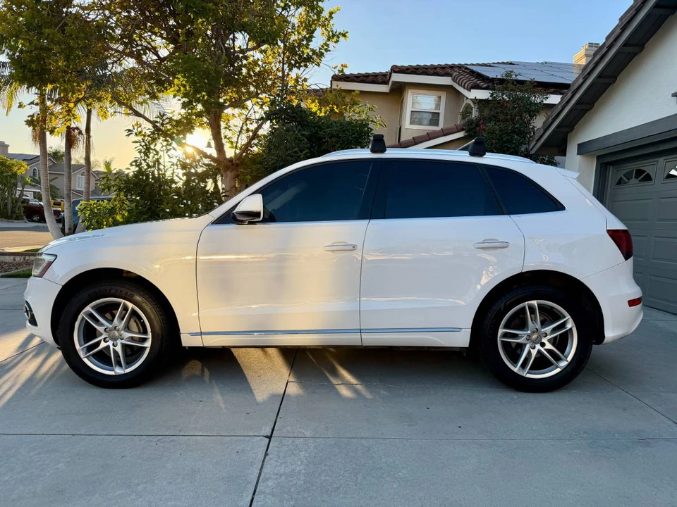 2015 Audi 8R Q5 - Image 4 of 24