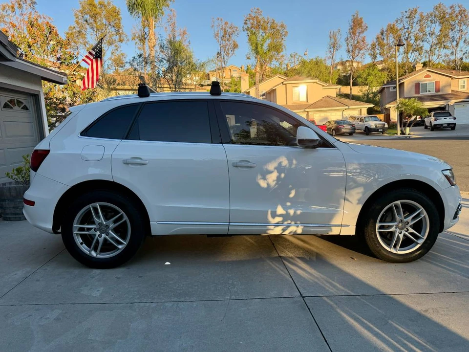 2015 Audi 8R Q5 - Image 8 of 24
