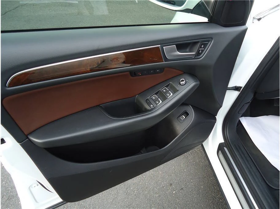 2015 Audi 8R Q5 - Image 12 of 20