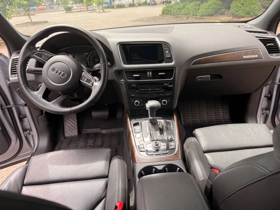 2015 Audi 8R Q5 - Image 13 of 21