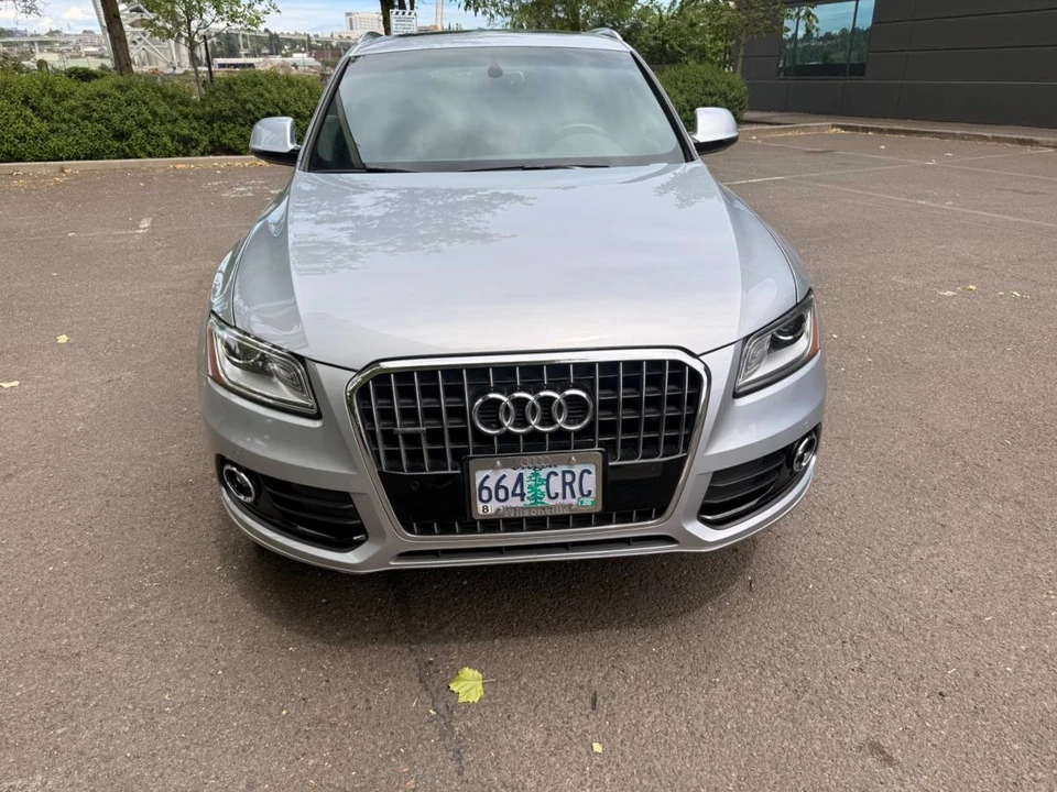 2015 Audi 8R Q5 - Image 2 of 21