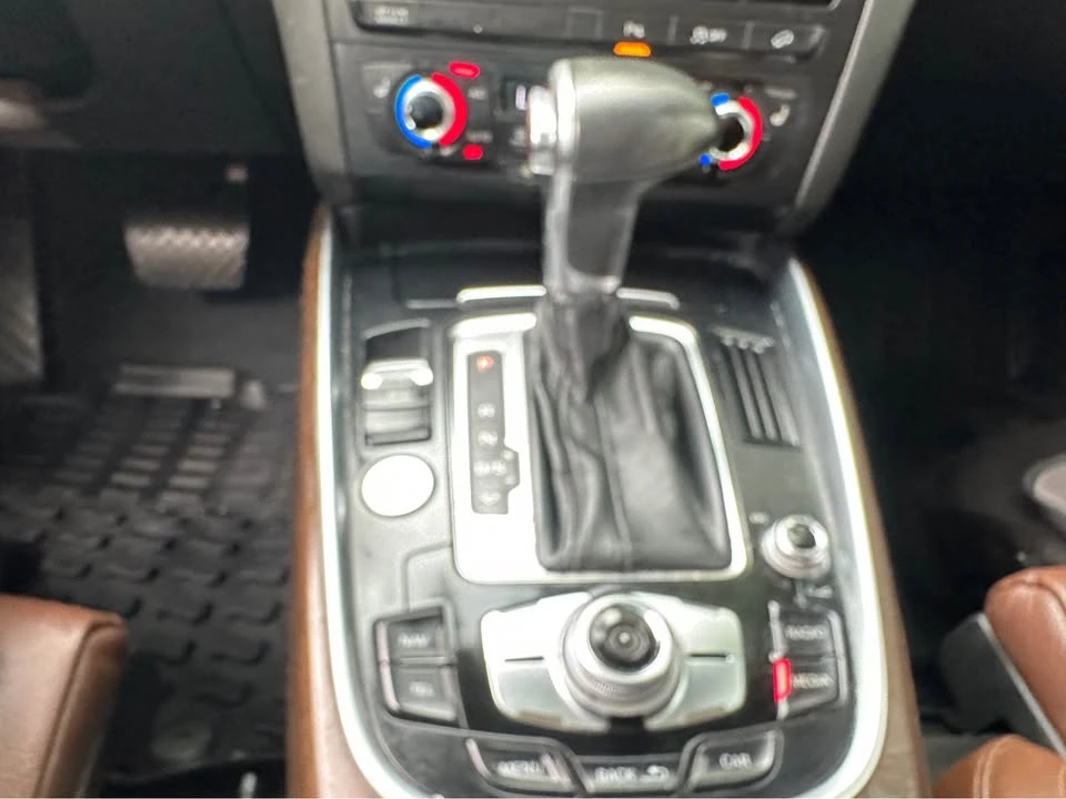 2015 Audi 8R Q5 - Image 14 of 20
