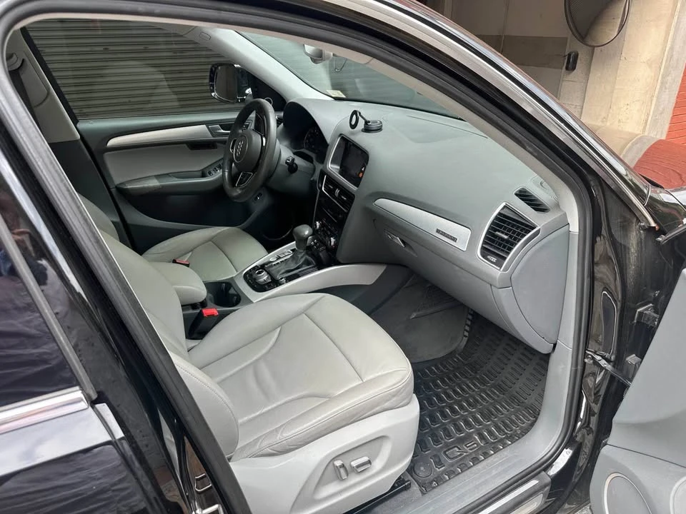 2015 Audi 8R Q5 - Image 8 of 16