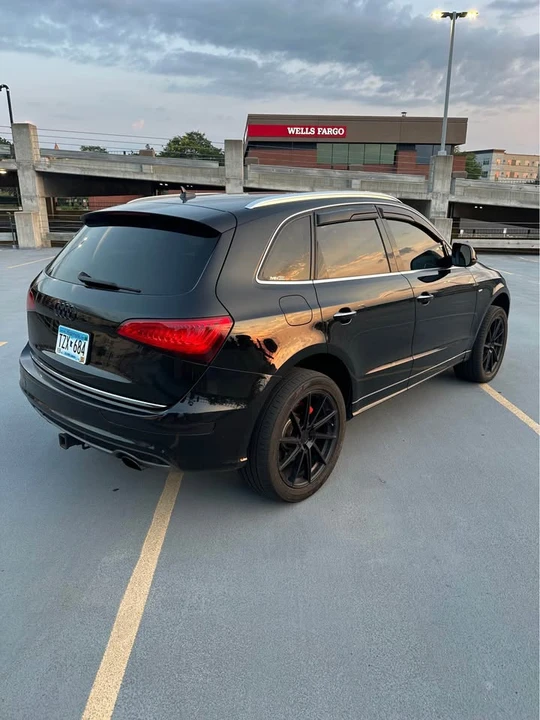 2015 Audi 8R Q5 - Image 2 of 20