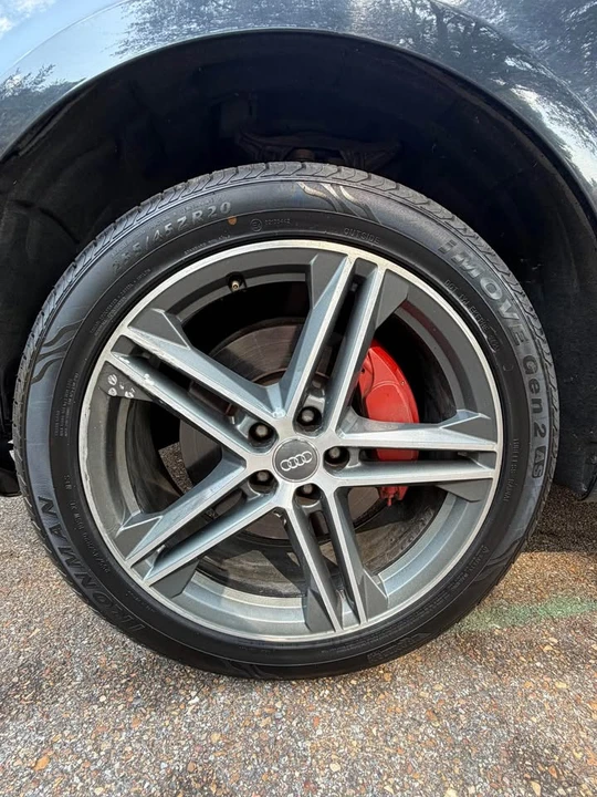 2015 Audi 8R Q5 - Image 10 of 12