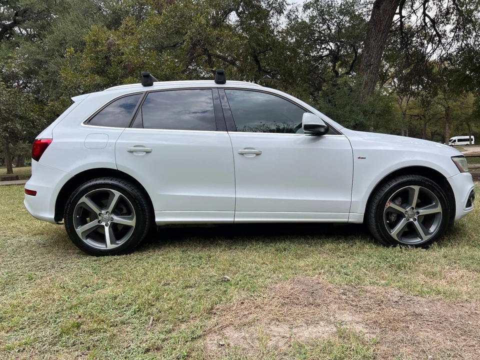 2015 Audi 8R Q5 - Image 5 of 21