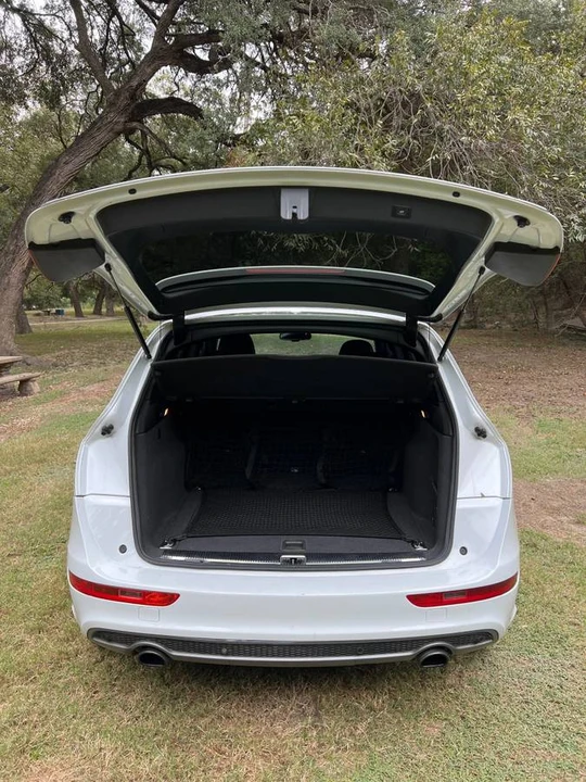 2015 Audi 8R Q5 - Image 9 of 21