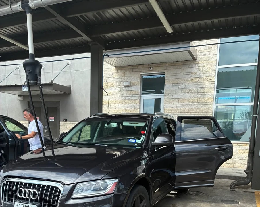 2015 Audi 8R Q5 - Image 15 of 19