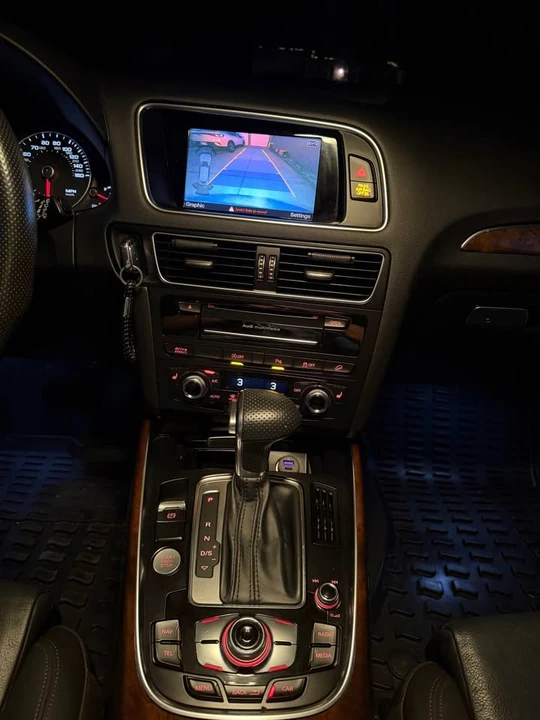 2015 Audi 8R Q5 - Image 9 of 13