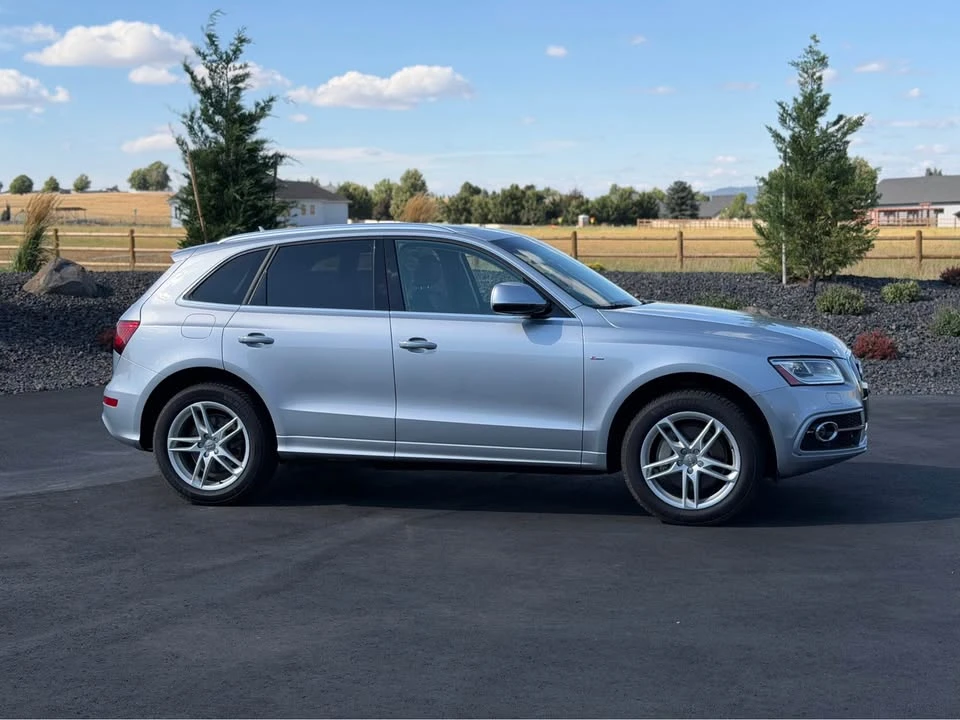 2015 Audi 8R Q5 - Image 10 of 11