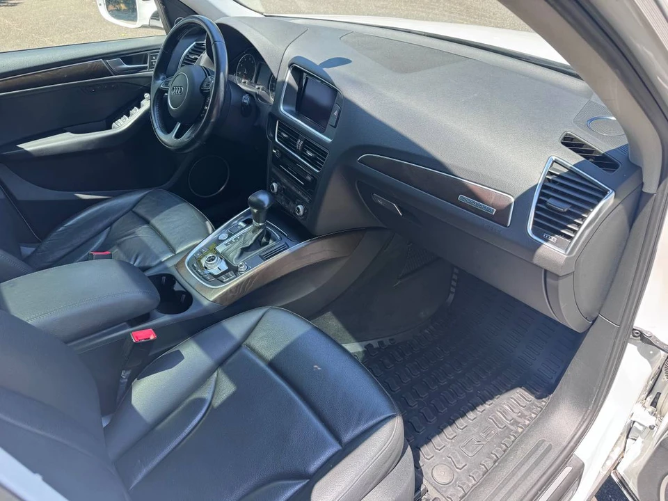 2015 Audi 8R Q5 - Image 4 of 11