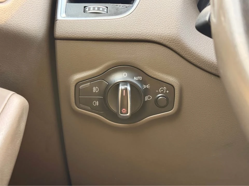 2015 Audi 8R Q5 - Image 19 of 20