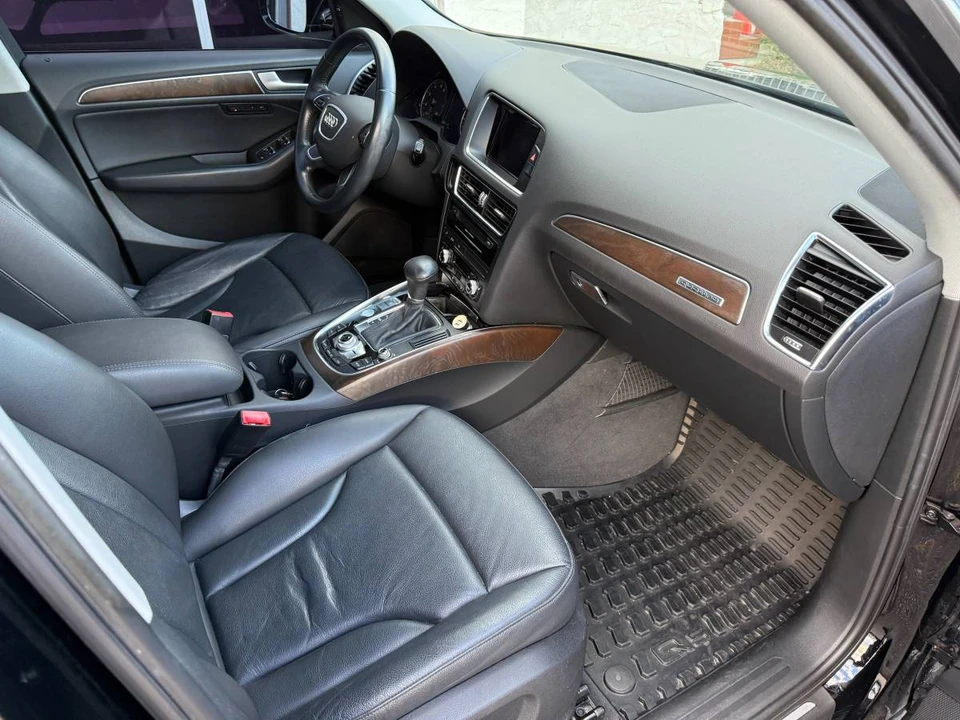 2015 Audi 8R Q5 - Image 9 of 14