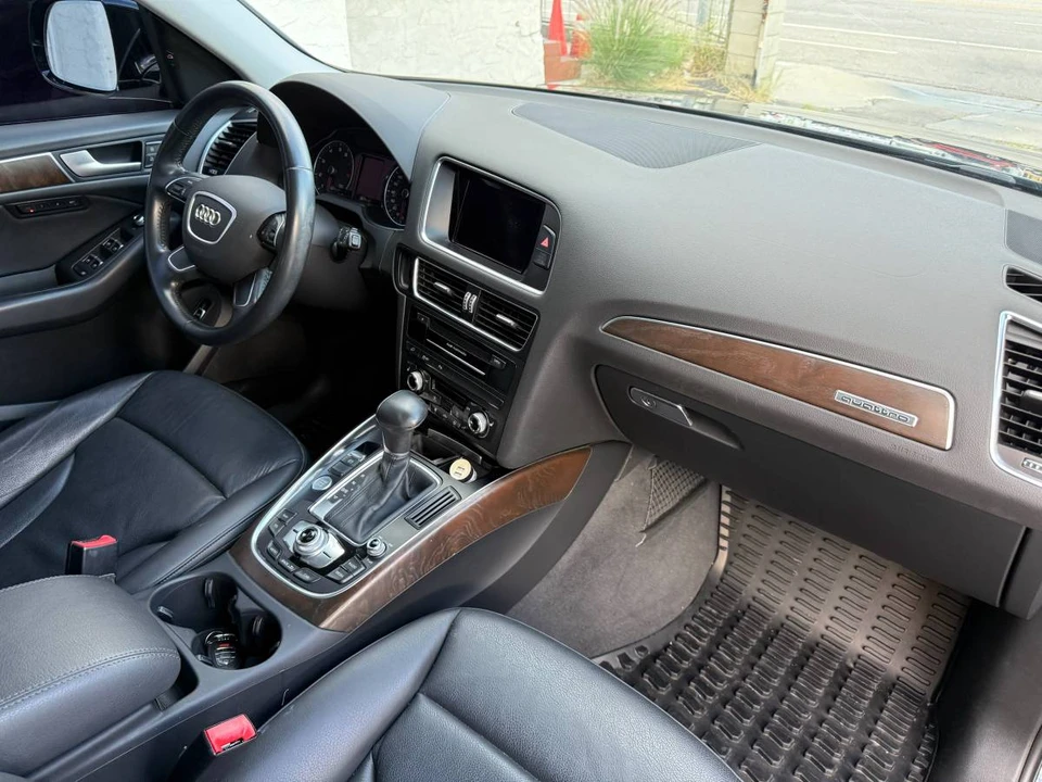 2015 Audi 8R Q5 - Image 10 of 14
