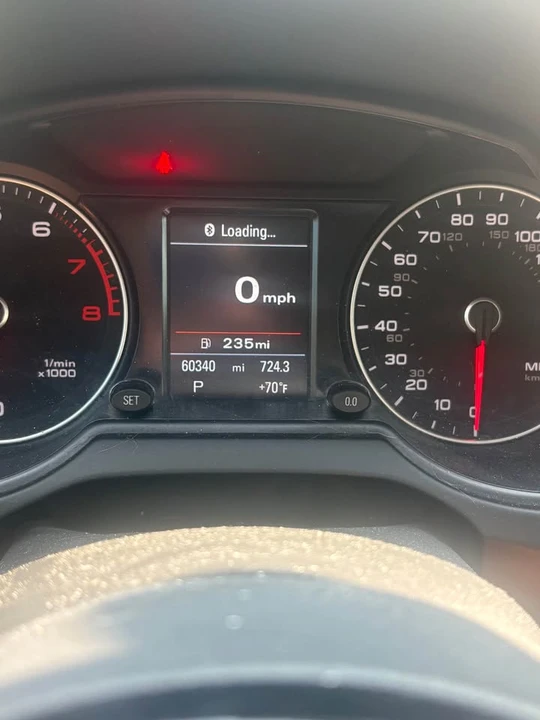2015 Audi 8R Q5 - Image 2 of 15