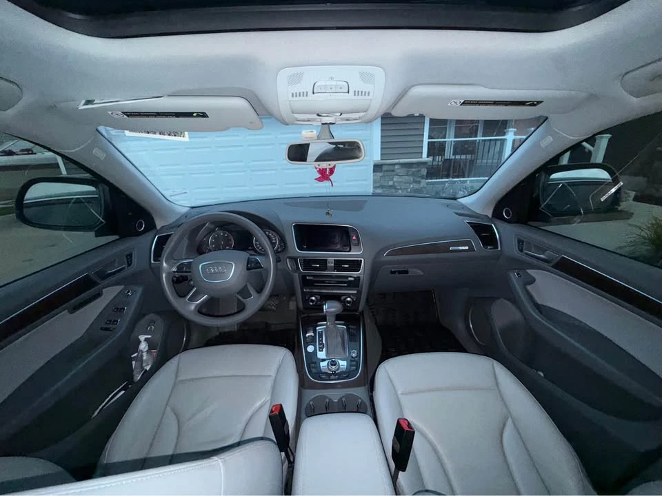 2015 Audi 8R Q5 - Image 8 of 9