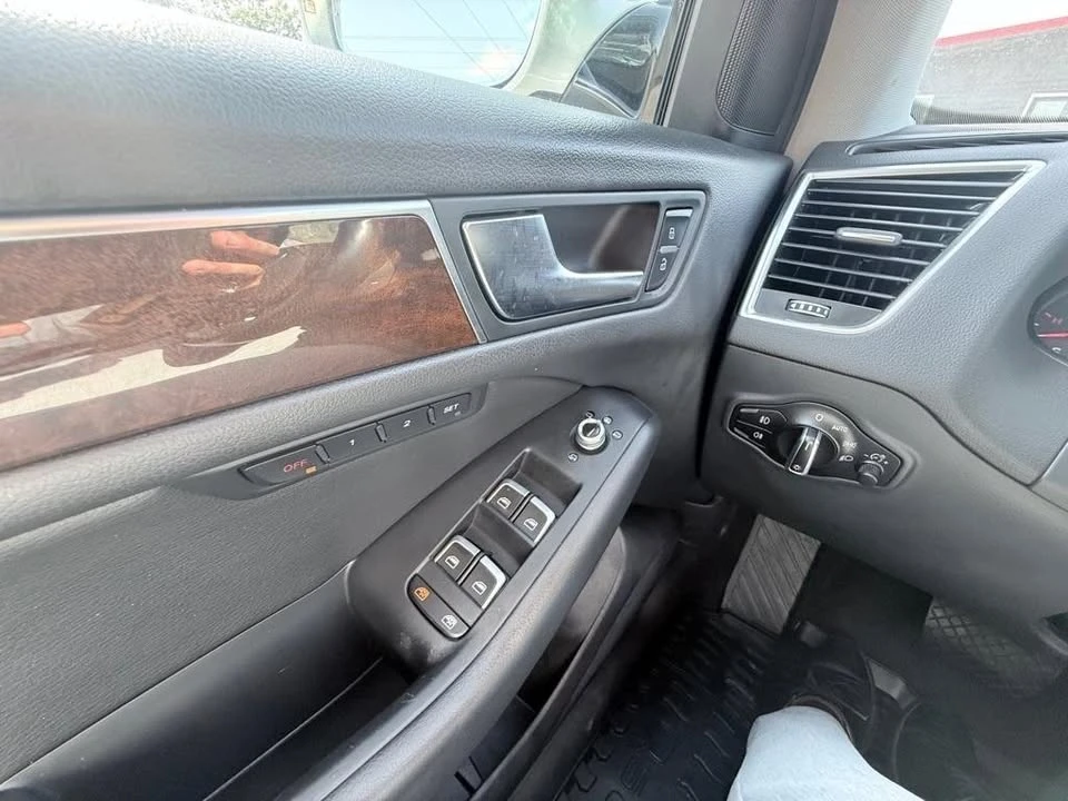 2015 Audi 8R Q5 - Image 17 of 20