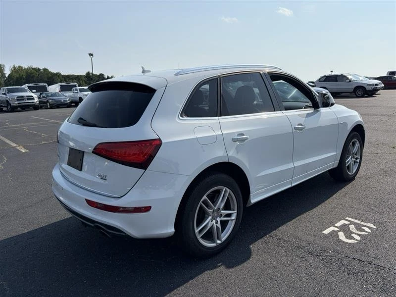 2015 Audi 8R Q5 - Image 6 of 19