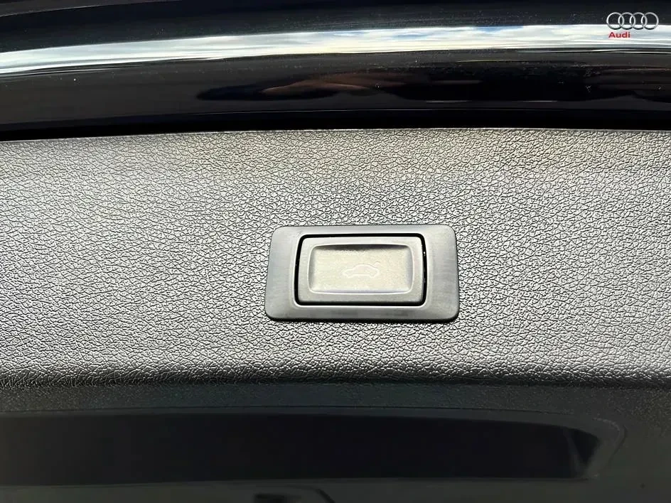 2015 Audi 8R Q5 - Image 12 of 20