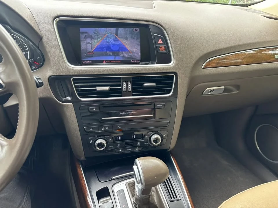 2015 Audi 8R Q5 - Image 8 of 18