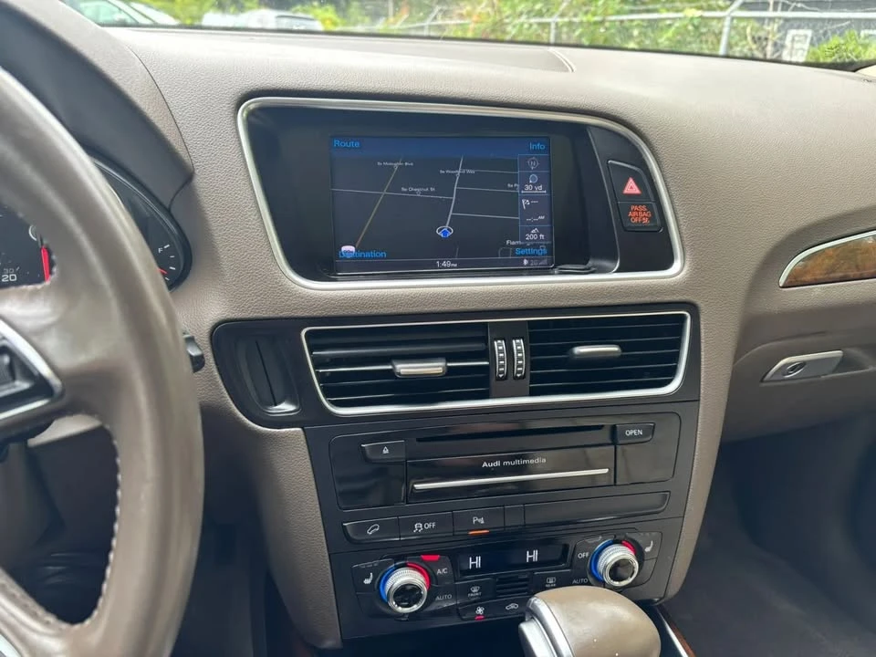 2015 Audi 8R Q5 - Image 9 of 18