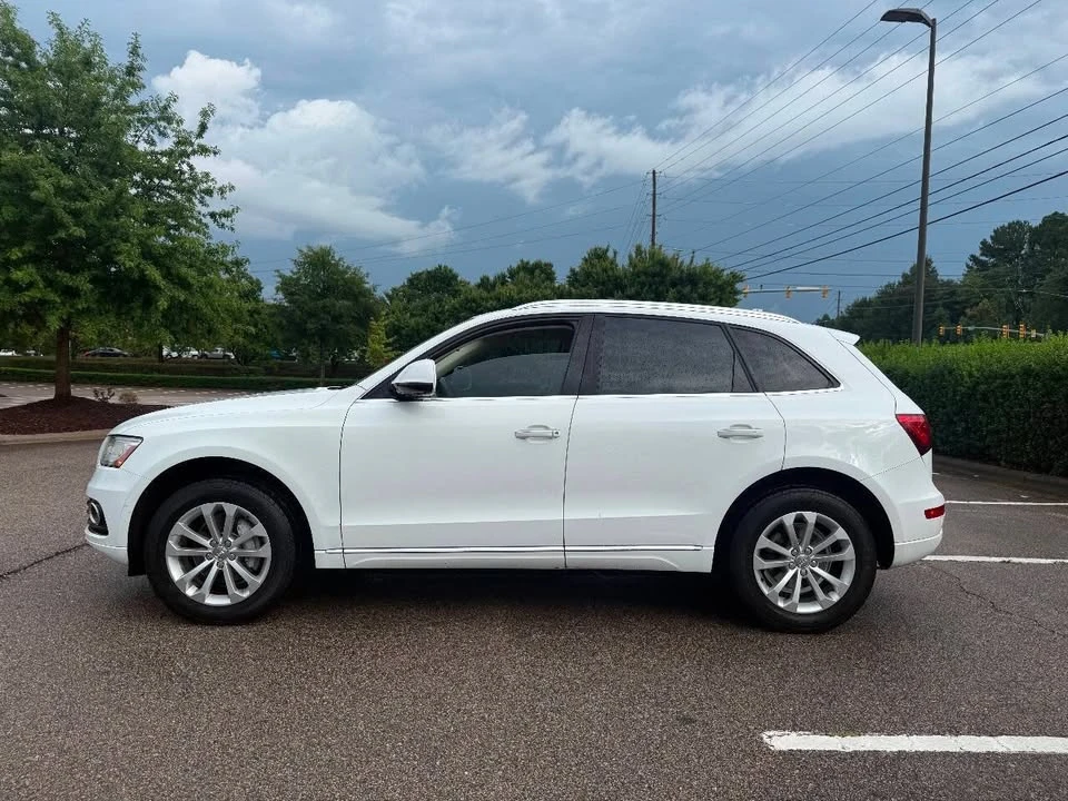 2015 Audi 8R Q5 - Image 2 of 20