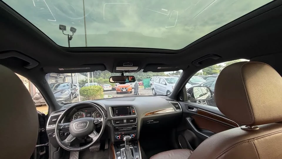 2015 Audi 8R Q5 - Image 2 of 18