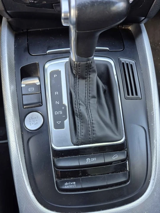 2015 Audi 8R Q5 - Image 14 of 17