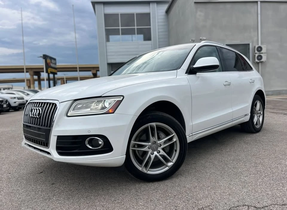 2015 Audi 8R Q5 - Image 2 of 16