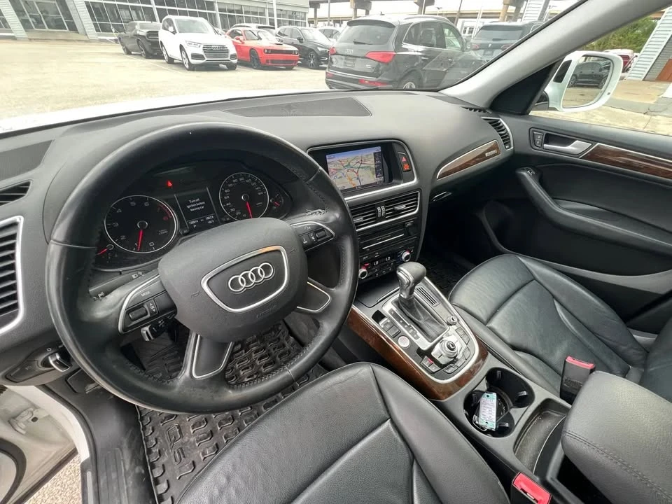 2015 Audi 8R Q5 - Image 9 of 16