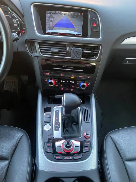 2015 Audi 8R Q5 - Image 10 of 12