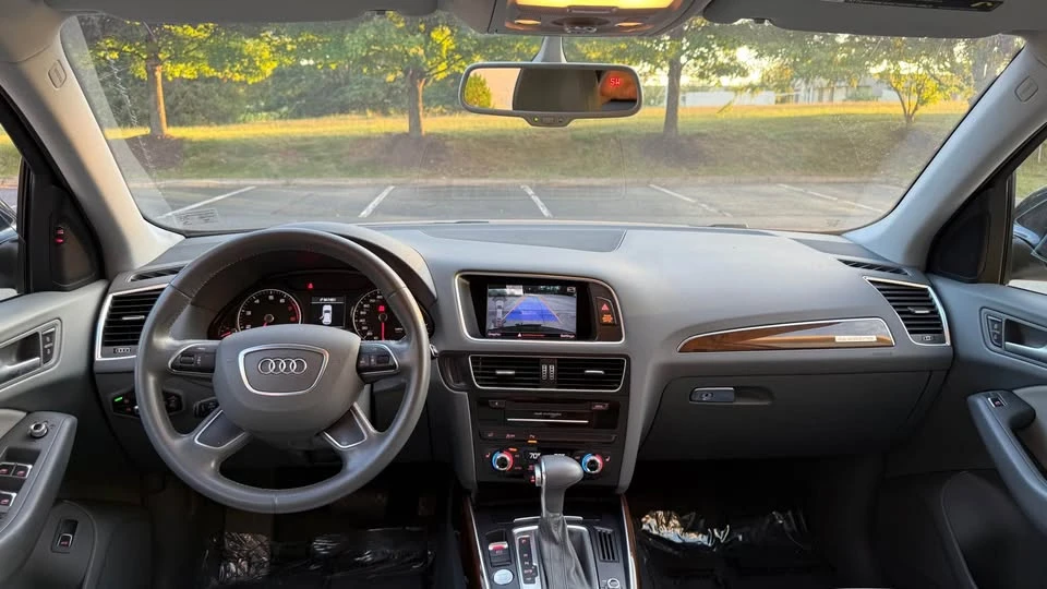 2015 Audi 8R Q5 - Image 8 of 11